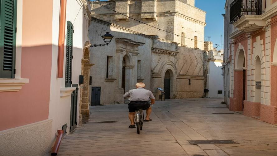 Best Budget-Friendly Countries for U.S. Retirees Abroad
