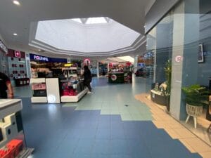 El Paseo Mall. Salinas, Ecuador.