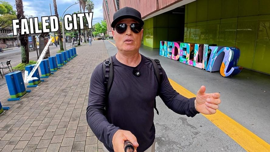 Comparing Expat Life In Medellin And Thailand Over 40